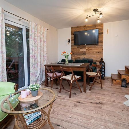 Garden House Nad Jeziorem Szelment Przejma Wielka Eksteriør billede