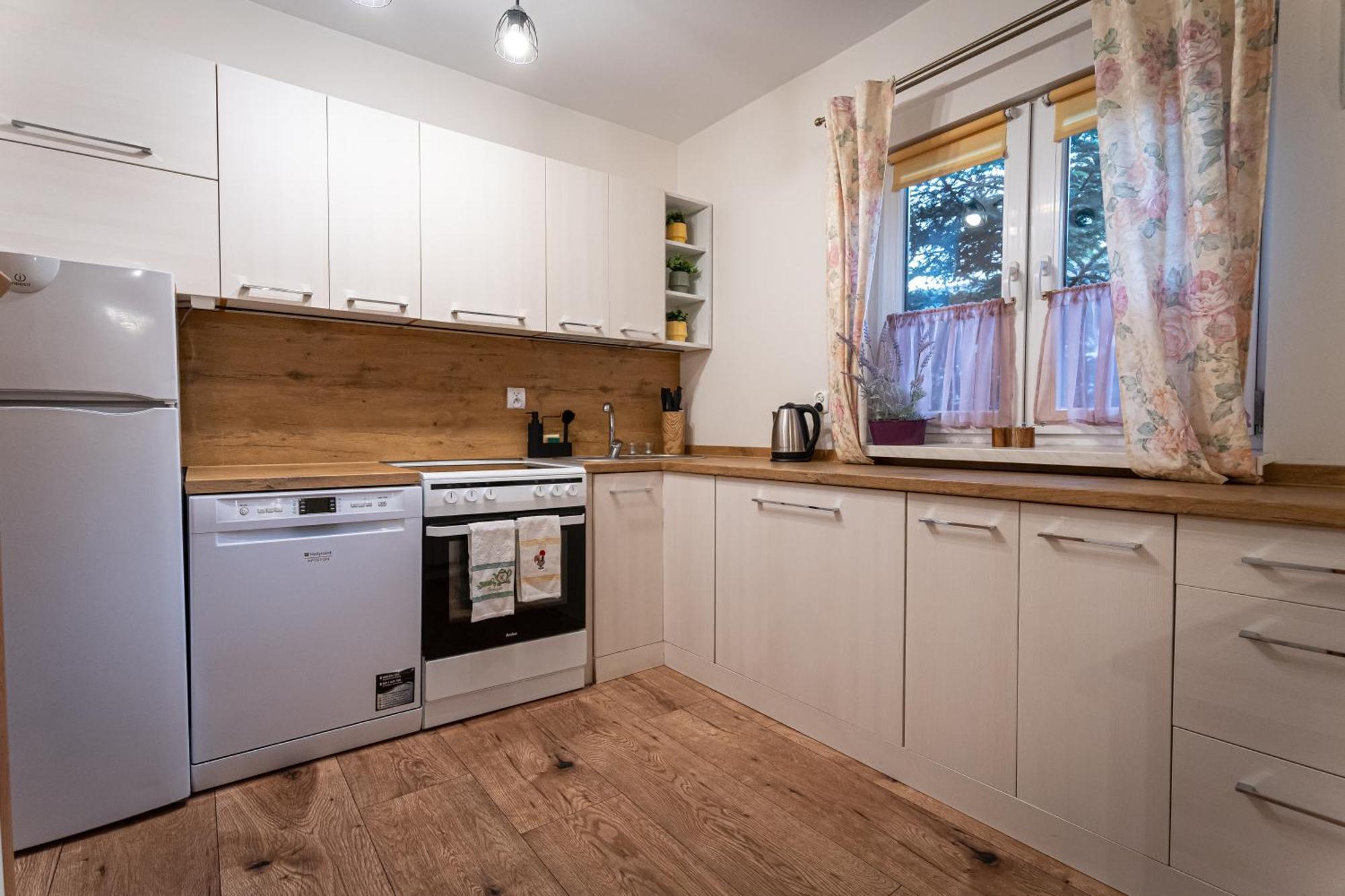 Garden House Nad Jeziorem Szelment Przejma Wielka Eksteriør billede